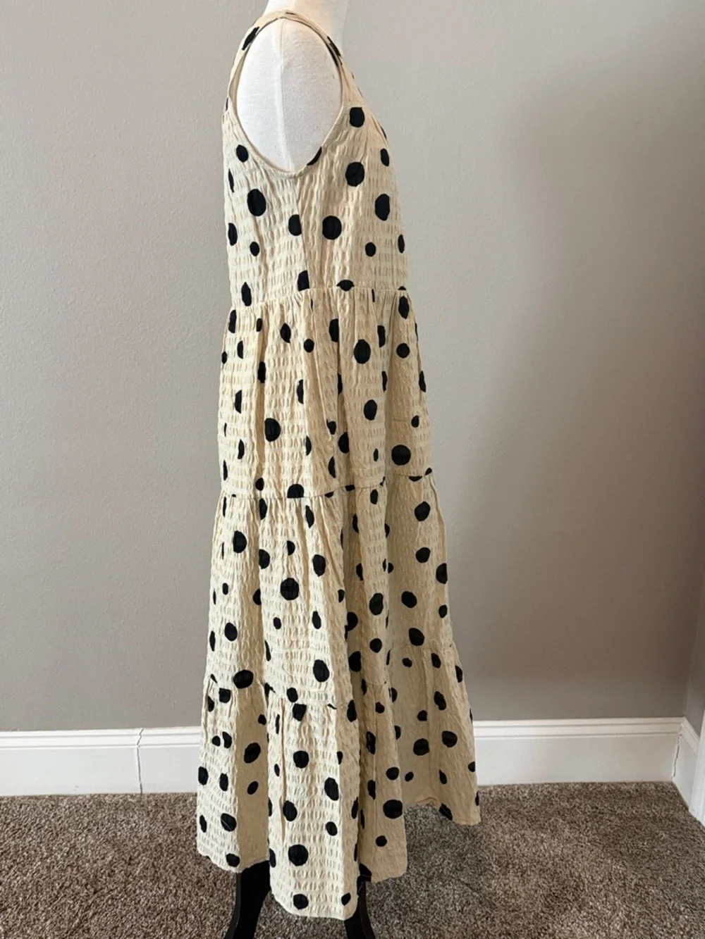 Sleeveless Tan Maxi Dress with Black Polka Dots - Picture 4 of 9